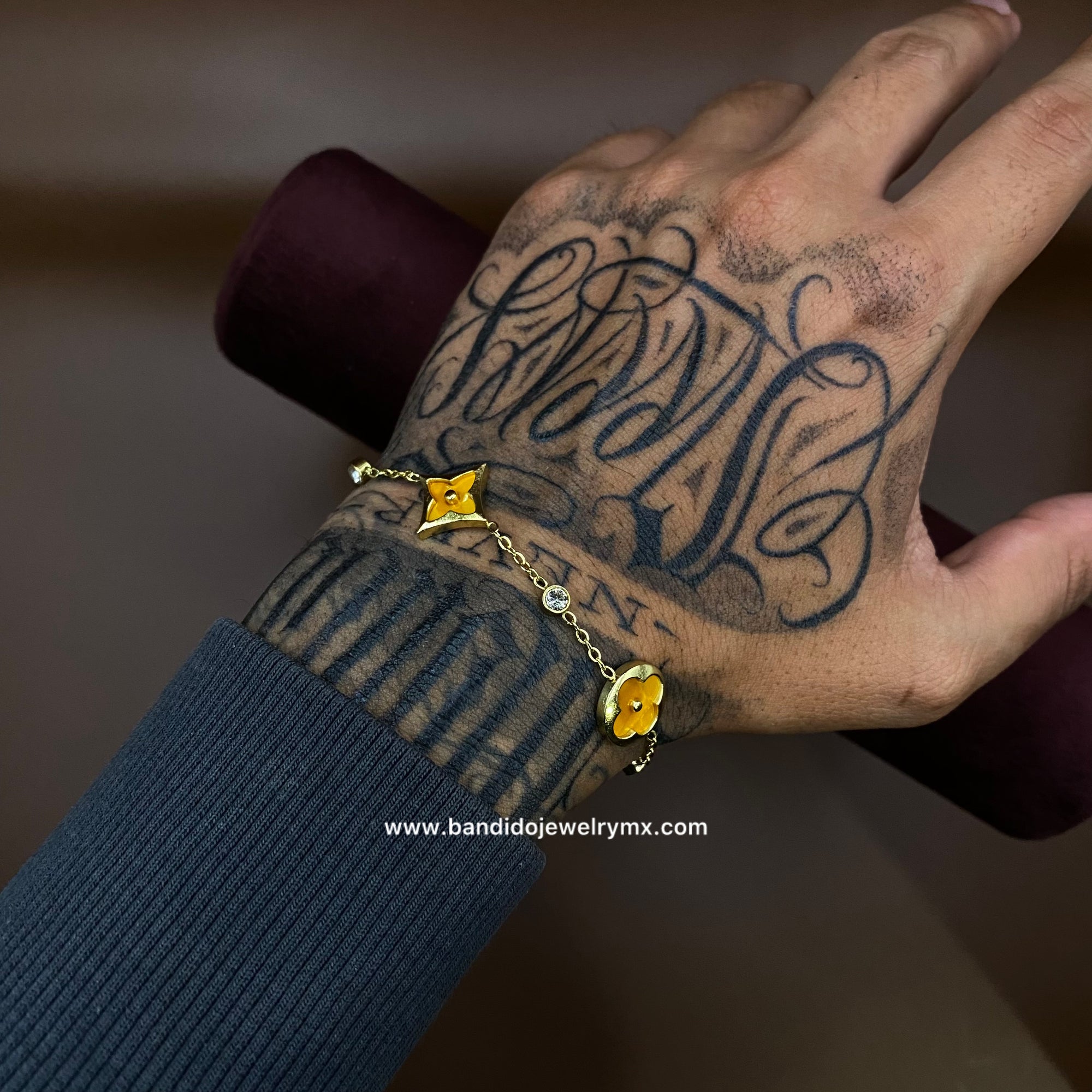 VC Lv Amarillo Oro Laminado 18k