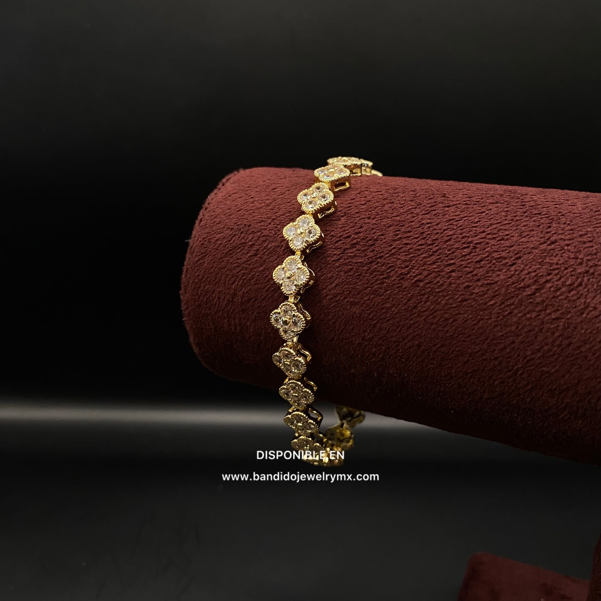 Trebol Blanco Oro Laminado 18k