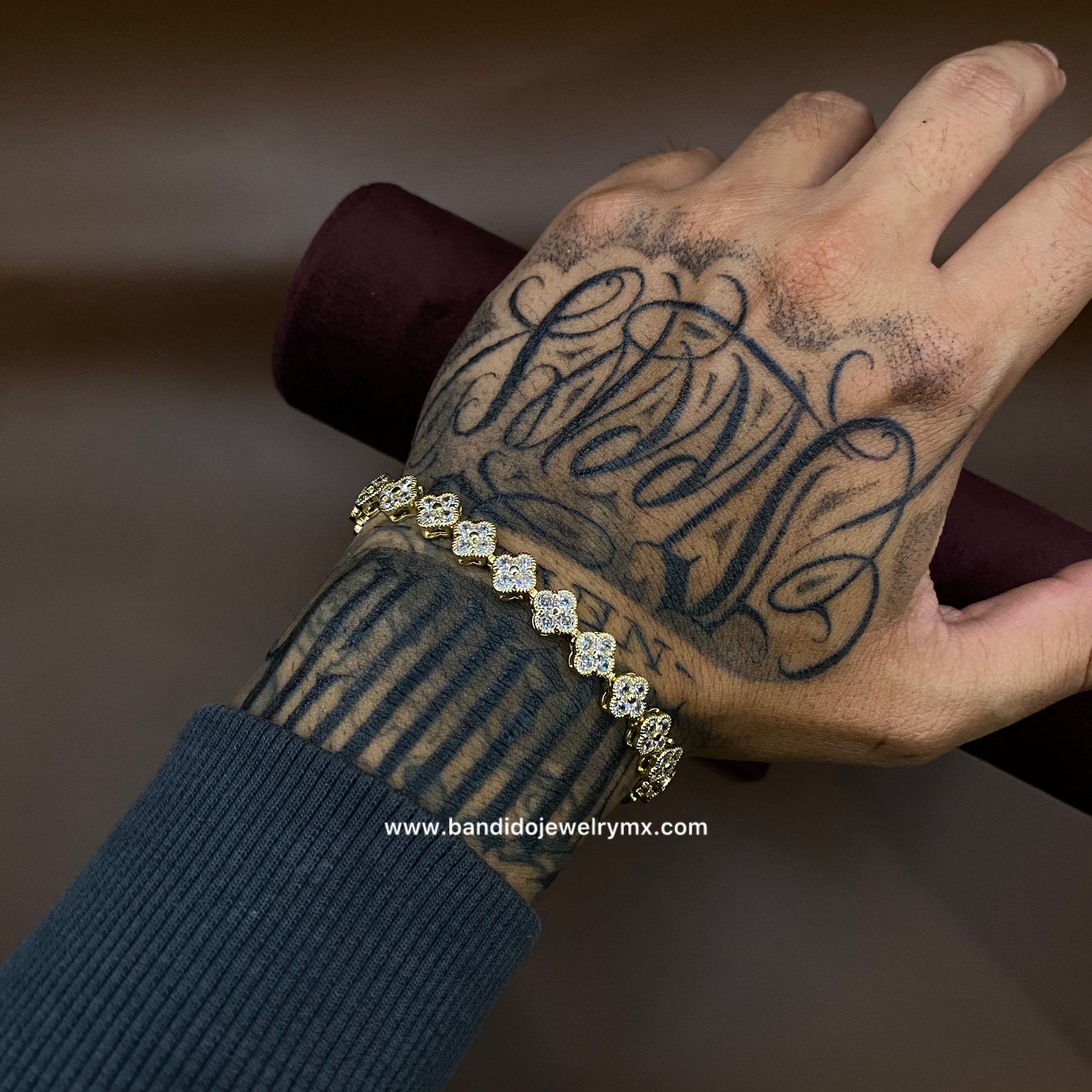 Trebol Blanco Oro Laminado 18k