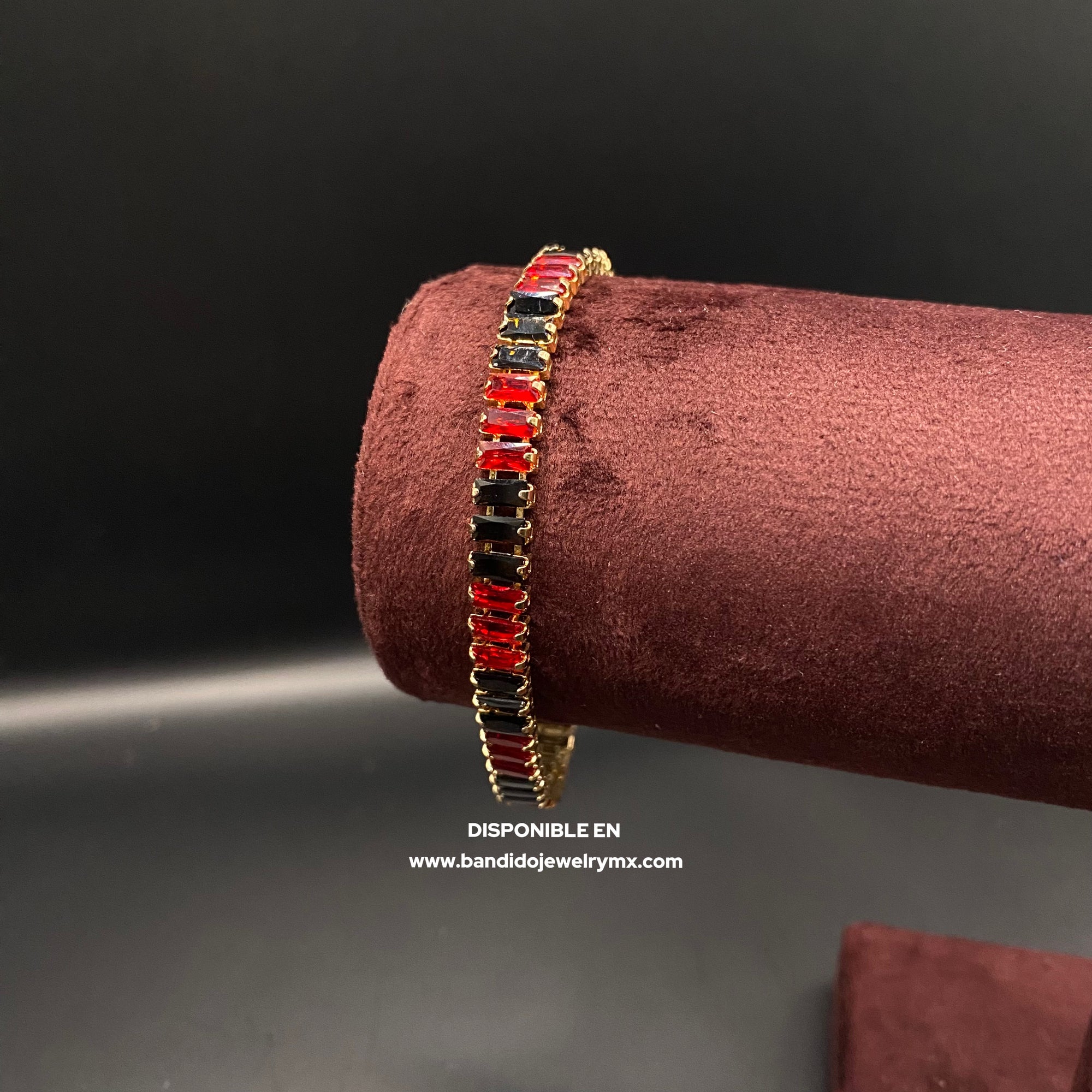 Baguette Rojo/Negro Oro Laminado 18k