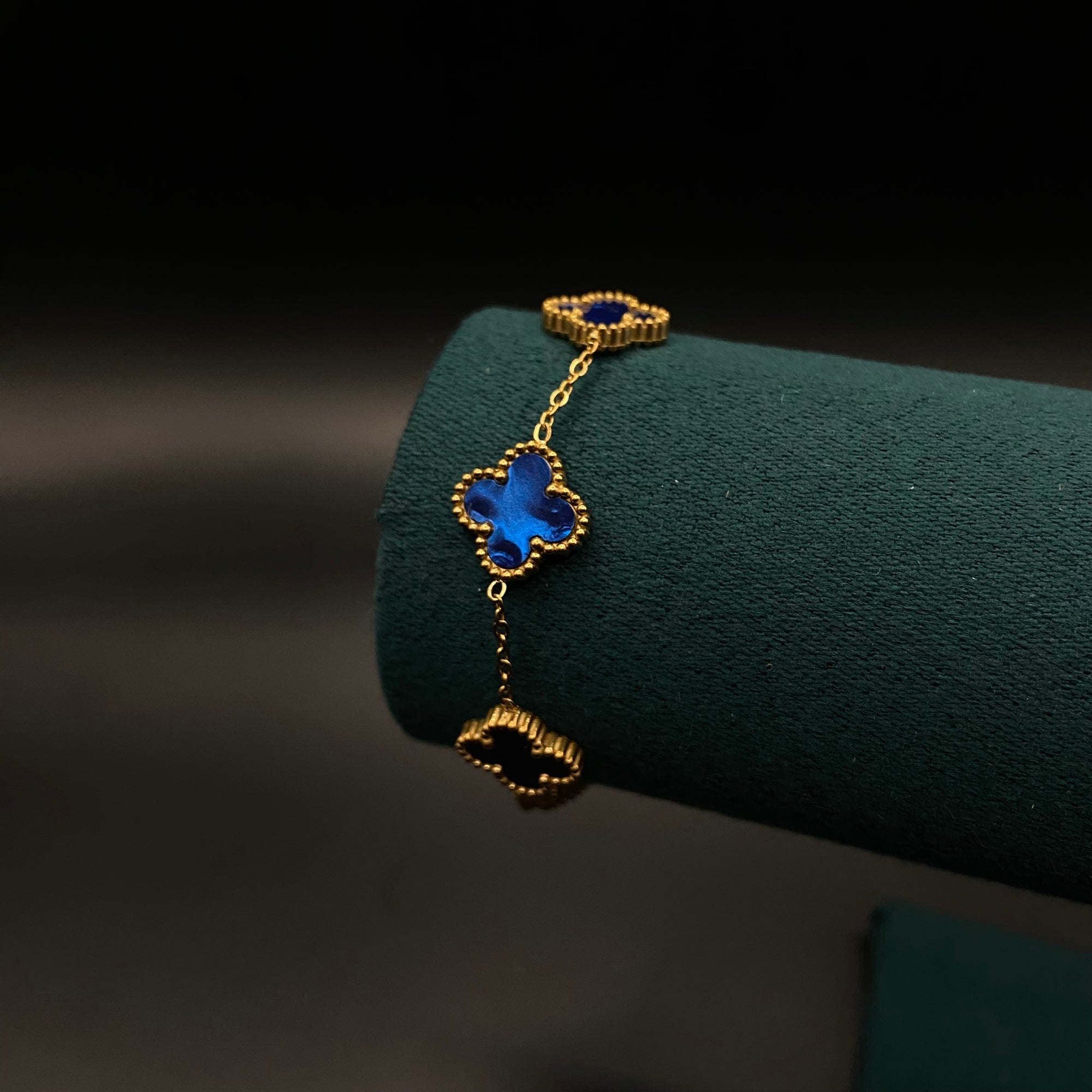 Trebol Azul Oro Laminado 18k